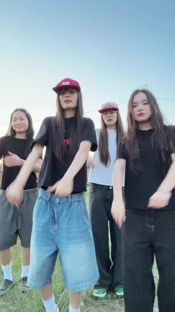 TikTok by @krnbzrv